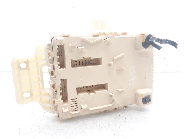 919502S521 Caja de fusibles  comprar en Reus