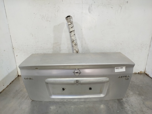 Comprar Tapa del maletero Opel Astra  F69 a bajo precio