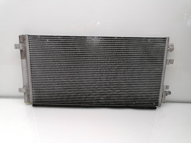 Condensador / radiador  aire acondicionado para renault megane iii fastback 1.2 tce h5f408 921000294R