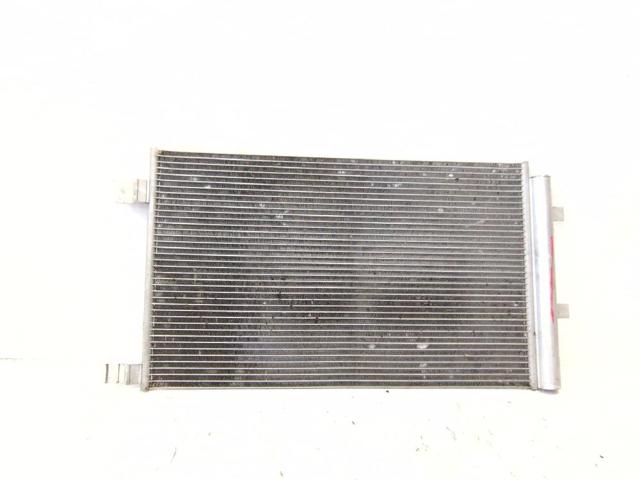 RENAULT 921004575R Condensador de aire acondicionado  comprar en Albacete