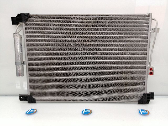 Condensador / radiador  aire acondicionado para nissan np300 navara pick-up  np300 pick-up (d23) acenta double cab 4x4   /   12.15 - 12.19 ys23 921004KJ0A