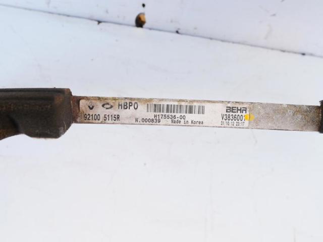 921005115R RENAULT Condensador de aire acondicionado  disponible Vigo