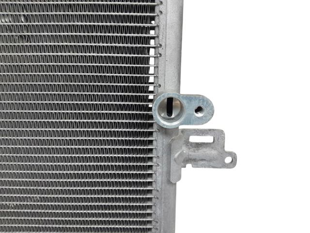 921007736R Condensador aire acondicionado  en stock Sabadell