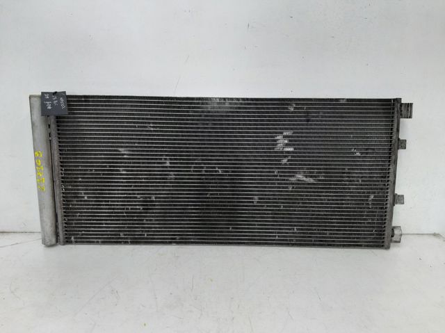RENAULT 921007845R Condensador de aire acondicionado  comprar en Ponferrada