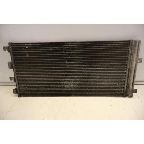 921008028R Condensador aire acondicionado  en stock Granada
