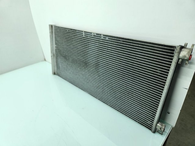 921008178R Condensador aire acondicionado  en stock Granada