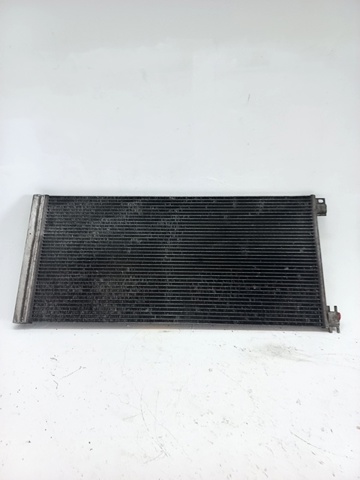 RENAULT 921008178R Condensador de aire acondicionado  comprar en Ponferrada