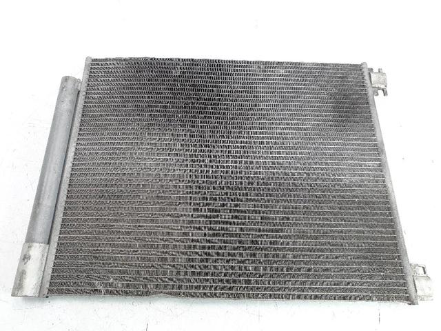 RENAULT 921008540R Condensador de aire acondicionado  disponible Lugo