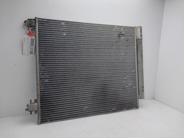 RENAULT 921009251R Condensador aire acondicionado  en stock Salamanca
