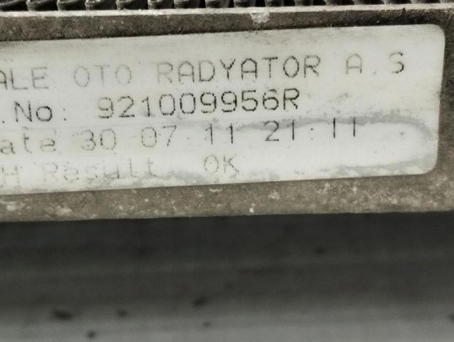 921009956R RENAULT Condensador de aire acondicionado  disponible Vigo