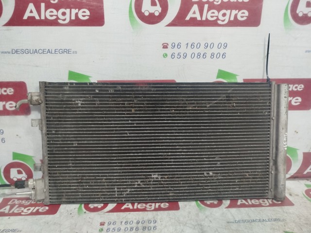 921009956R Condensador aire acondicionado  en stock Sabadell