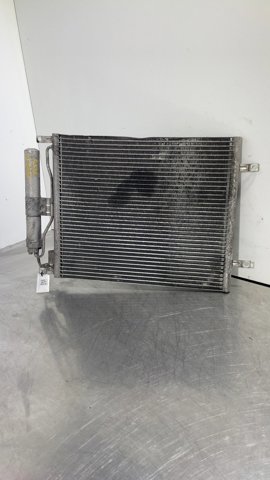 Condensador de aire acondicionado 921009U20B NISSAN