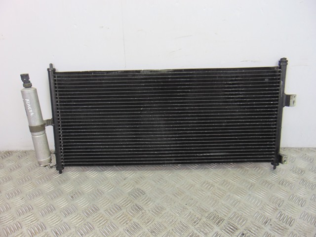 92100BN307 NISSAN Condensador de aire acondicionado  comprar en Jaén
