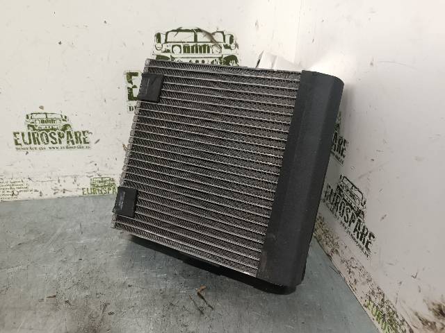 92100EB01A NISSAN Condensador de aire acondicionado  comprar en Oviedo