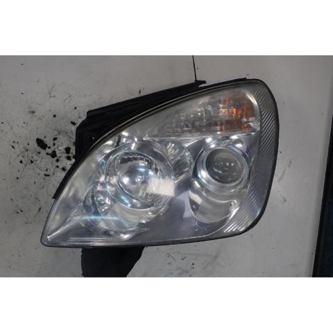 HYUNDAI 921011D020 Faro izquierdo  en stock Terrassa