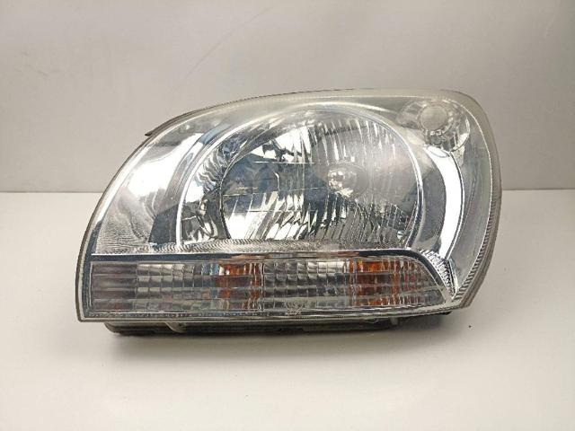921011F021 Faro izquierdo  disponible Utrera