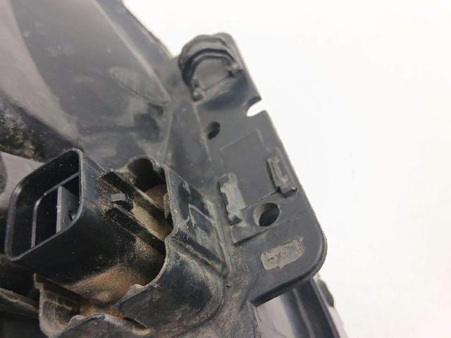 921011F021 Faro izquierdo  disponible Málaga
