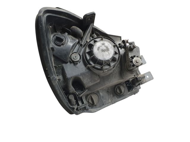 921011F021 HYUNDAI Faro izquierdo  en stock Huelva