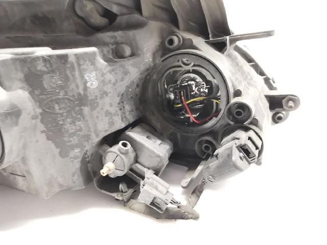 921011H000 HYUNDAI Faro izquierdo  en stock Huelva