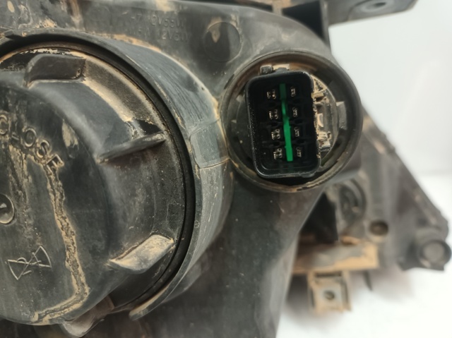 921013U250 HYUNDAI Faro izquierdo  en stock Gandía
