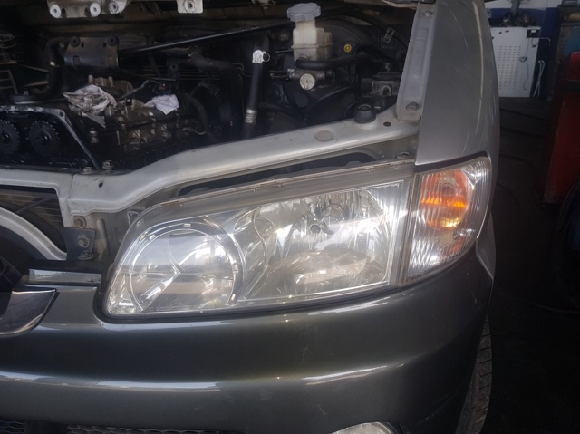 Faro izquierdo para Hyundai H-1 STAREX 