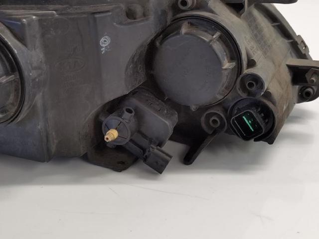 HYUNDAI 921021H000 Faro derecho  en stock Terrassa