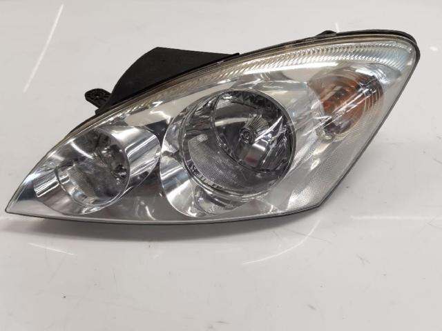 921021H000 Faro derecho  en stock Castellón