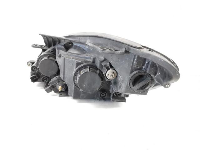 921021H000 Faro derecho  disponible Málaga