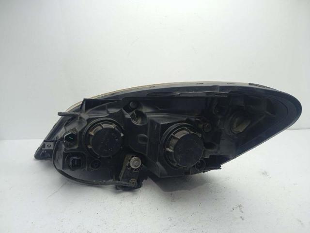 921021H070 Faro derecho  en stock Sabadell