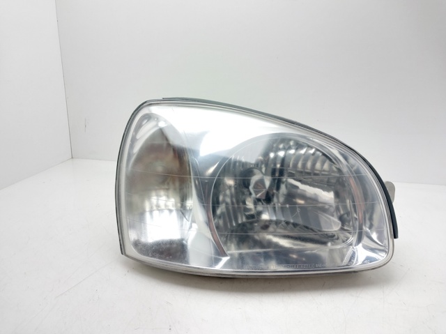 Faro delantero derecho para Hyundai Santa Fe I (SM)