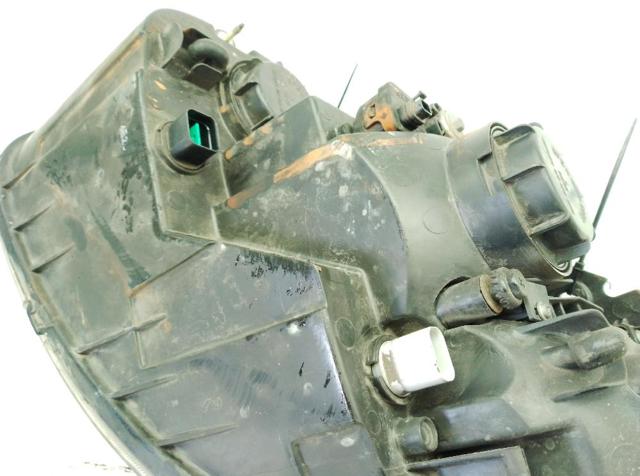 921022B020 Faro derecho  disponible Málaga