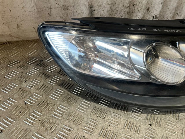 Precio del repuesto Faro delantero derecho Santa Fe II SUV