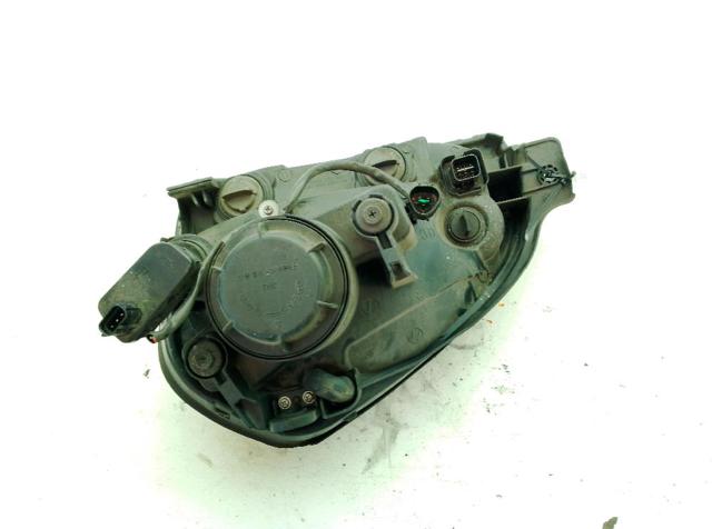HYUNDAI 921022EXXX Faro derecho  en stock Salamanca