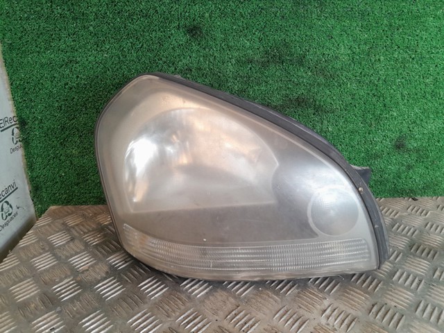 921022EXXX Faro derecho  disponible Burgos