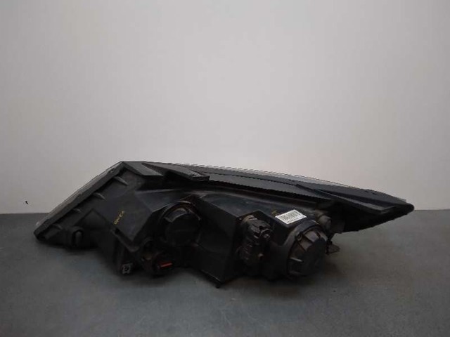 Faro delantero derecho KIA Sorento  desde 256,30 €