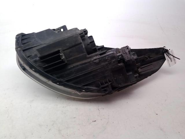 921022Y000 Faro derecho  disponible Málaga
