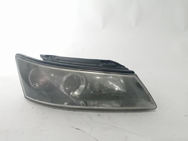 Faro derecho 921023K000 Hyundai/Kia