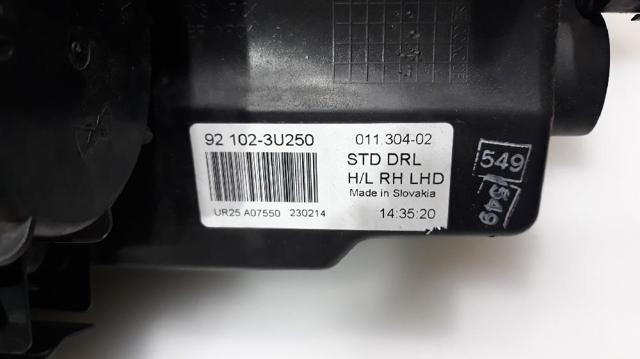 921023U250 Faro derecho  disponible Burgos