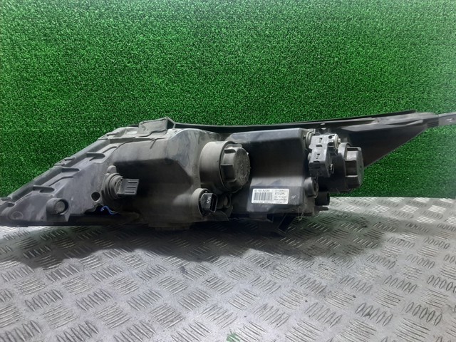 HYUNDAI 921023U250 Faro derecho  disponible Lugo