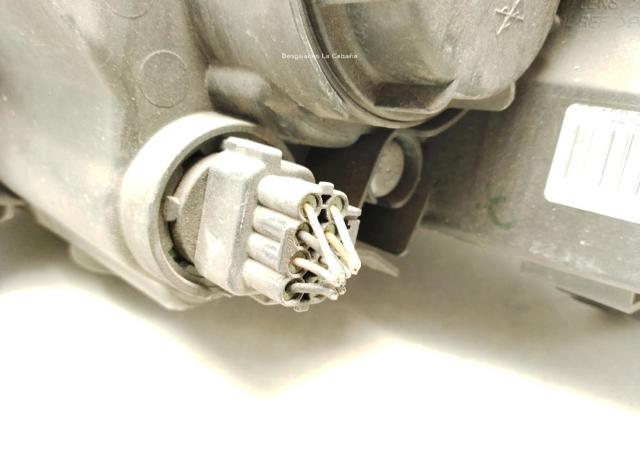 Faro delantero derecho KIA Sportage III (SL)
