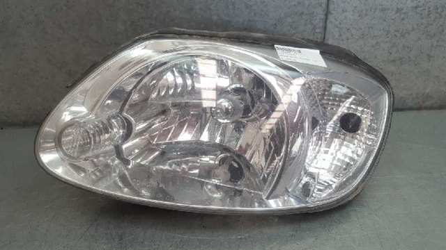 9210317030 HYUNDAI Faro izquierdo  en stock Huelva
