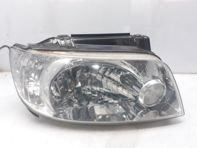 Comprar Faro derecho Hyundai Matrix  FC a bajo precio