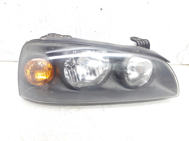 Comprar Faro derecho Hyundai Elantra III XD a bajo precio