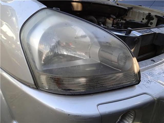 921042E020 Faro derecho  disponible Málaga