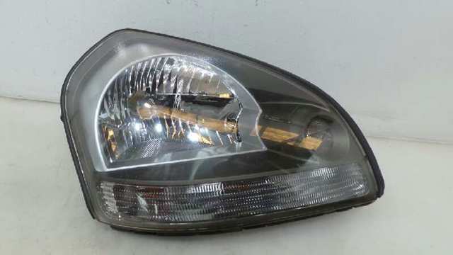 Faro delantero derecho 921042E020 HYUNDAI