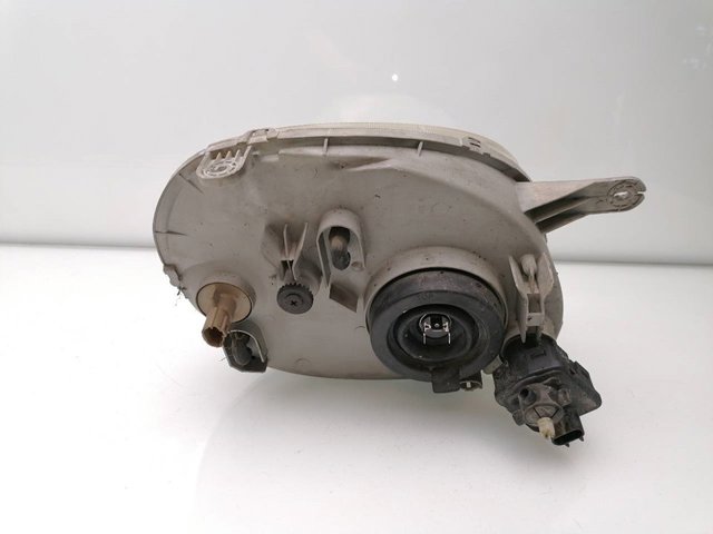 9210502010 Faro izquierdo  en stock Granada