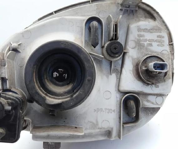 9210602010 Faro derecho comprar Almería