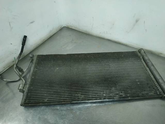 921100002R RENAULT Condensador aire acondicionado  en stock Huelva