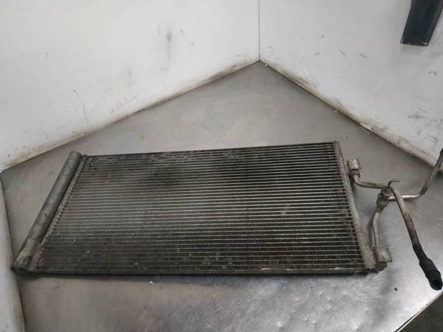RENAULT 921100002R Condensador aire acondicionado  en stock Salamanca