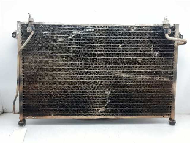 Condensador de aire acondicionado 921100F060 NISSAN